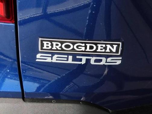 2025 Kia Seltos EX