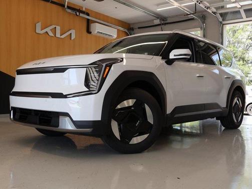 2026 Kia EV9 Wind