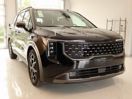 2026 Kia Carnival SX