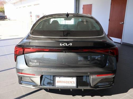 2025 Kia K5 EX