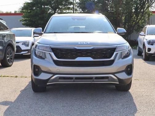 2023 Kia Seltos S