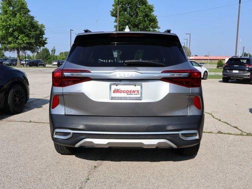 2023 Kia Seltos S