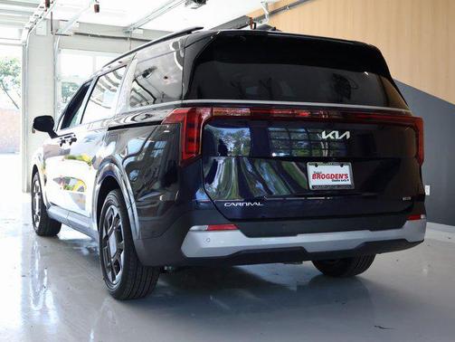 2026 Kia Carnival Hybrid EX