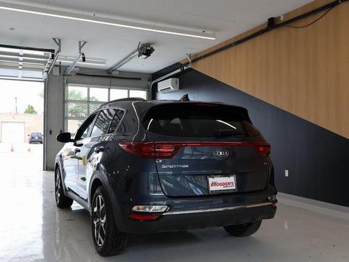 2022 Kia Sportage EX