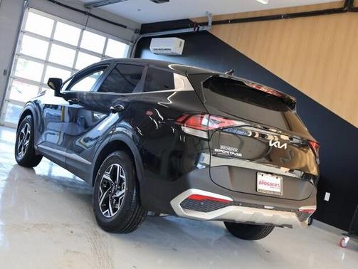 2025 Kia Sportage LX