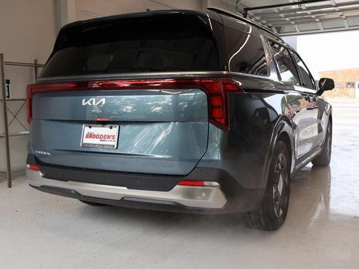 2026 Kia Carnival SX