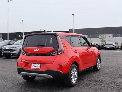 2025 Kia Soul LX