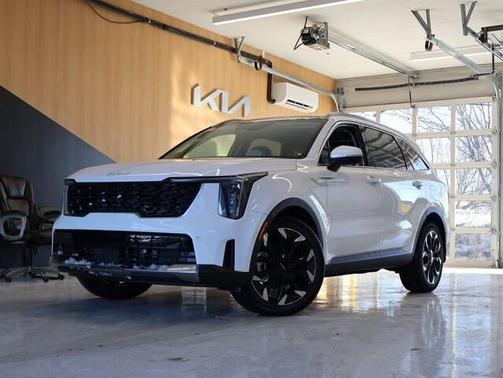 2025 Kia Sorento SX