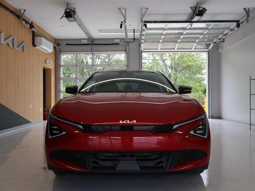 2025 Kia EV6 Light Long Range