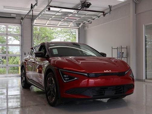 2025 Kia EV6 Light Long Range