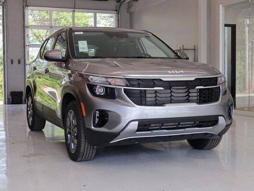 2025 Kia Seltos LX