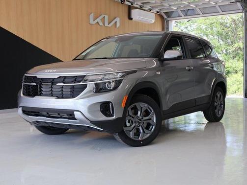 2025 Kia Seltos LX