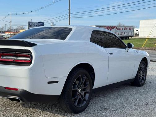 White Knuckle Clearcoat 2018 Dodge Challenger GT