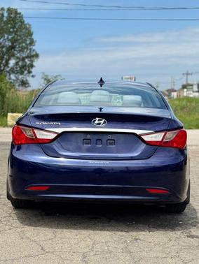 Blue 2013 Hyundai SONATA GLS