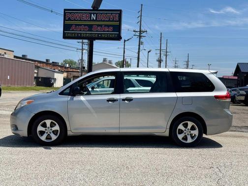 2011 Toyota Sienna Minivan 4D