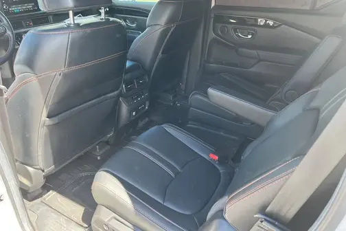 White 2025 Honda Pilot TrailSport