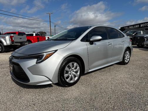 2024 Toyota Corolla Hybrid LE