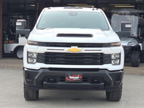 2025 Chevrolet Silverado 2500 Custom