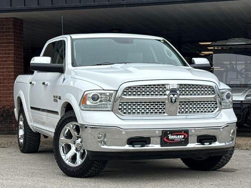 Bright White Clearcoat 2014 RAM 1500 Laramie