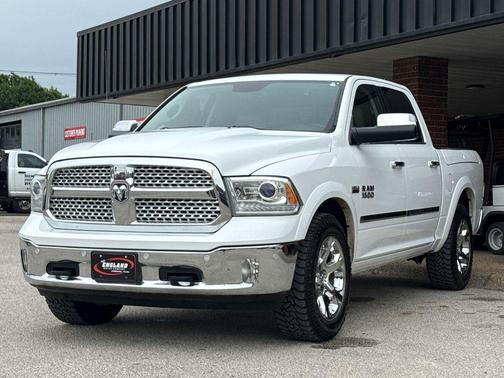 Bright White Clearcoat 2014 RAM 1500 Laramie