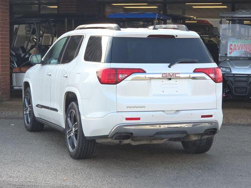 2018 GMC Acadia Denali