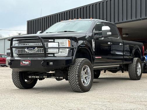 2017 Ford F-350 Platinum