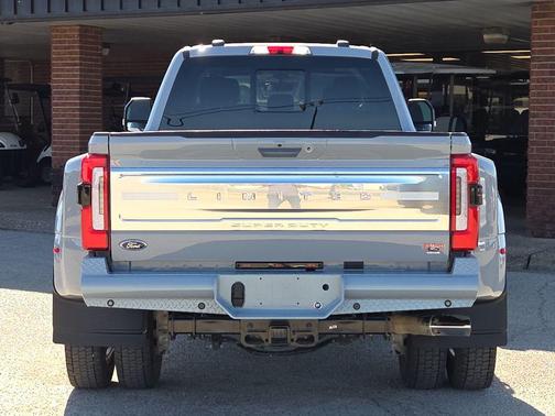 2024 Ford F-450 LIMITED