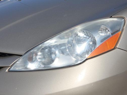 2009 Toyota Sienna LE
