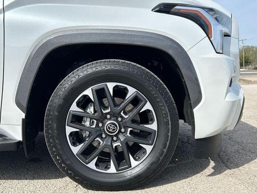 2023 Toyota Sequoia Limited