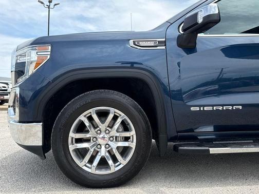 Pacific Blue Metallic 2022 GMC Sierra 1500 Limited SLT