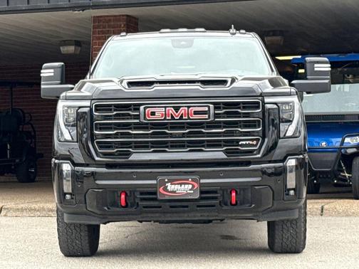 2024 GMC Sierra 2500 AT4