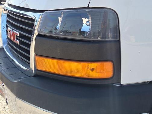 2017 GMC Savana 2500 Work Van