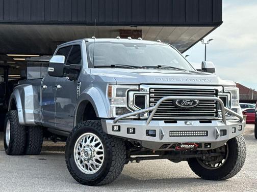 2022 Ford F-450 Platinum