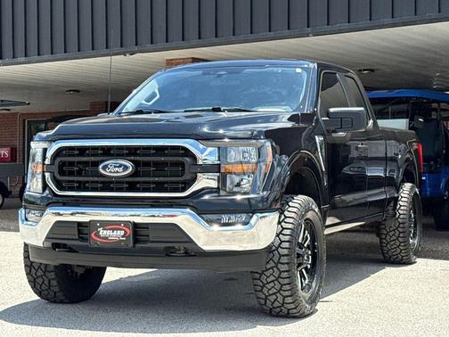 Agate Black Metallic 2023 Ford F-150 XLT