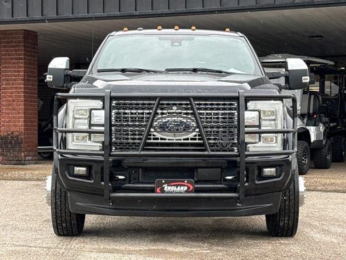 Shadow Black 2017 Ford F-450 Platinum