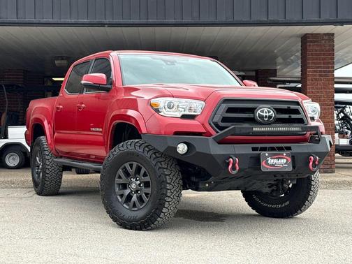 2022 Toyota Tacoma SR5