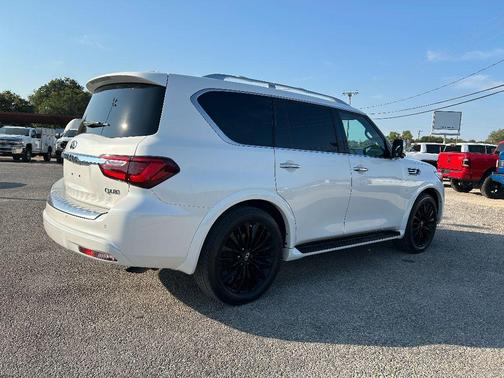2021 INFINITI QX80 SENSORY