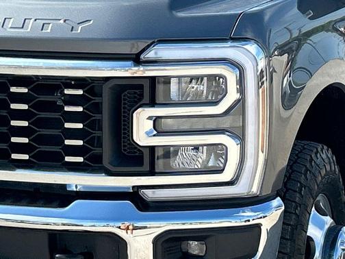 2024 Ford F-350 Lariat Super Duty