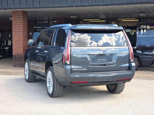 2019 Cadillac Escalade Platinum