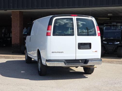 2017 GMC Savana 2500 Work Van