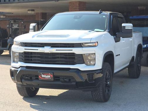 2025 Chevrolet Silverado 2500 Custom