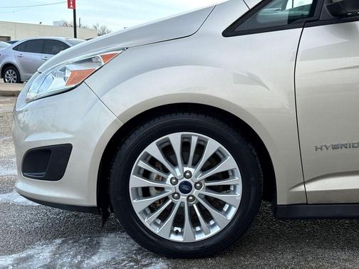 2017 Ford C-Max Hybrid SE