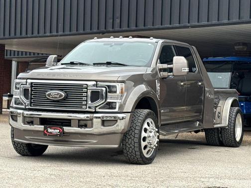 2022 Ford F-450 Lariat