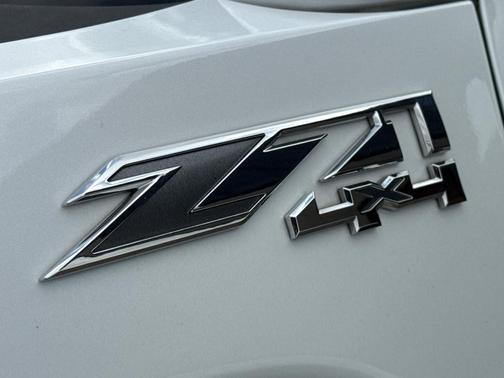 White Frost Tri-Coat 2016 GMC Sierra 1500 SLT