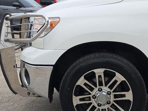 2013 Toyota Tundra Grade