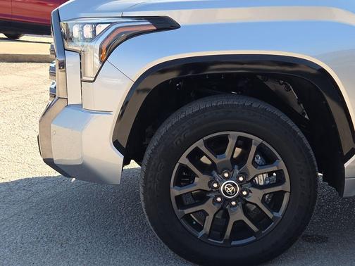 2023 Toyota Tundra Platinum