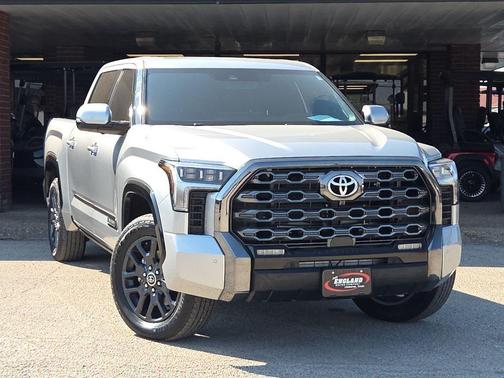 2023 Toyota Tundra Platinum
