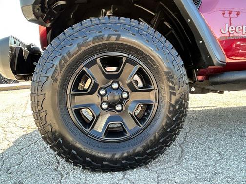 2022 Jeep Gladiator Mojave