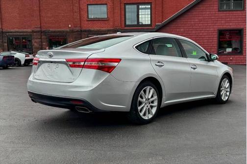 2013 Toyota Avalon XLE