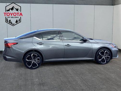 2023 Nissan Altima SR Intelligent AWD